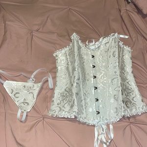 NWOT WHITE CORSET TOP
